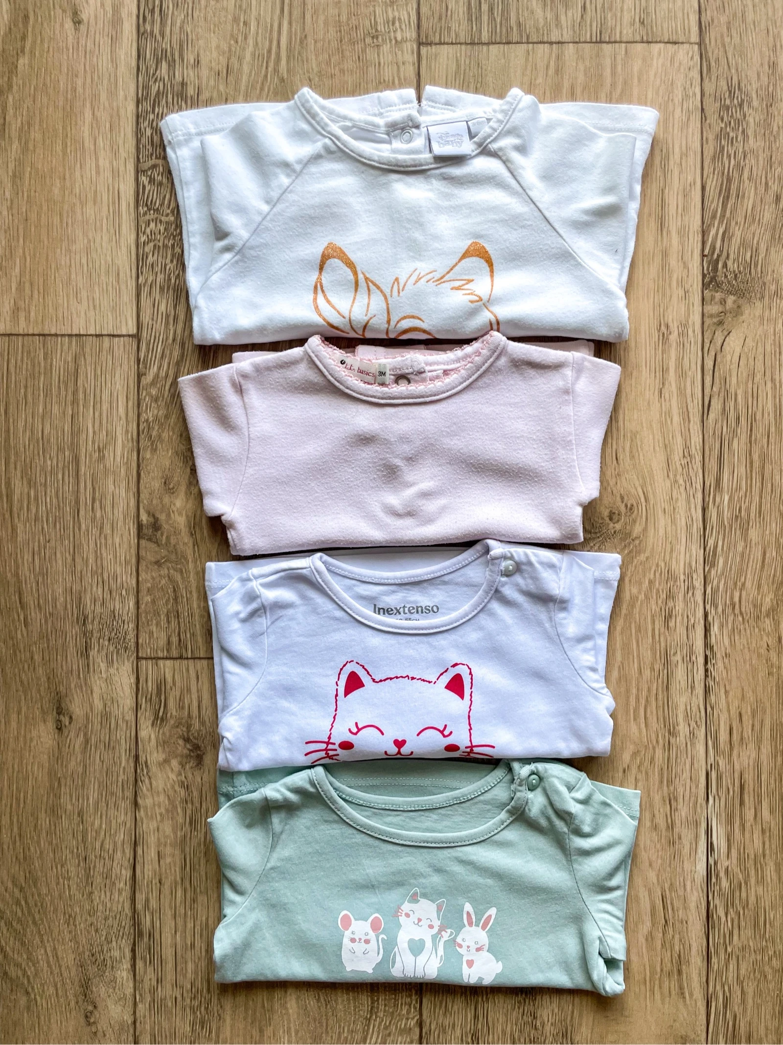 Lot t-shirts manches longues bébé fille taille 3 mois 